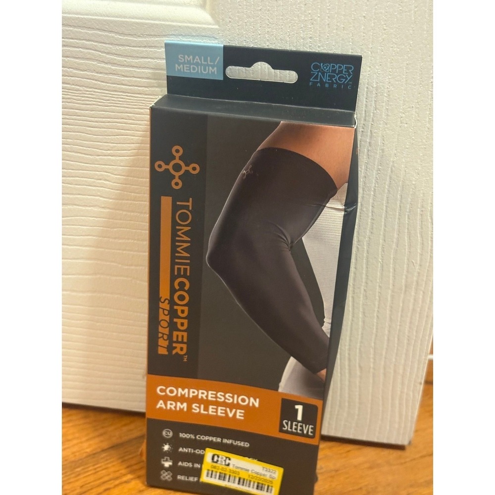Tommie Copper Sport Compression Arm Sleeve Black Small/Medium Copper Znergy